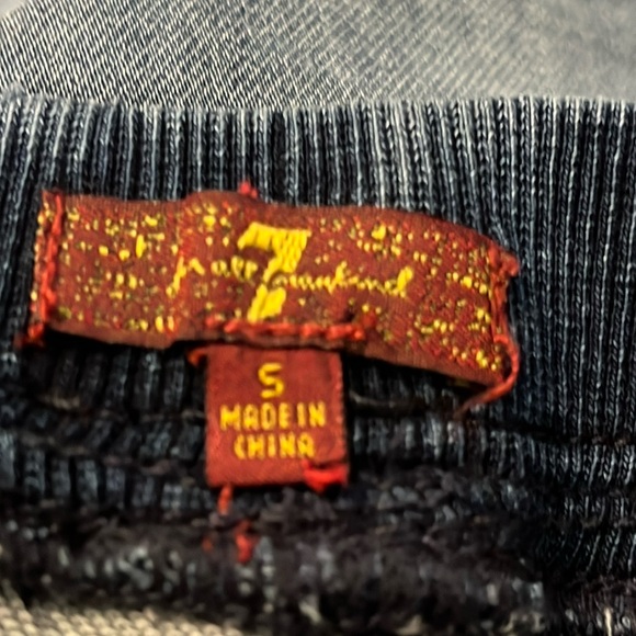 7 for All Mankind Fleece 1/4 Zip  & jogger style jeans - boys Sz S ( school age) - Picture 5 of 13